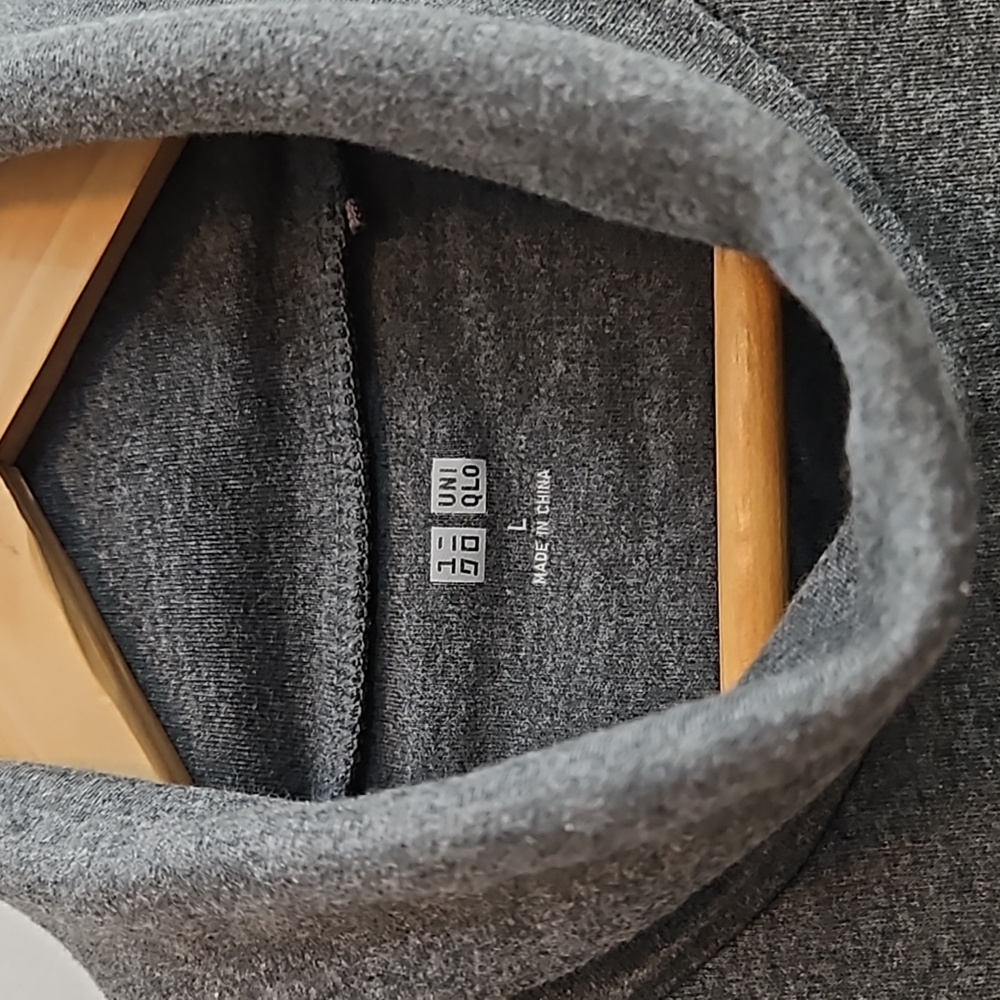 UNI QLO Grey Turtleneck Sweater L - Picture 2 of 5